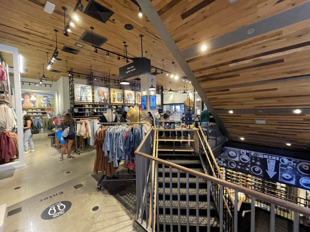 Tienda de ropa American Eagle Outfitters Store cerca de mi