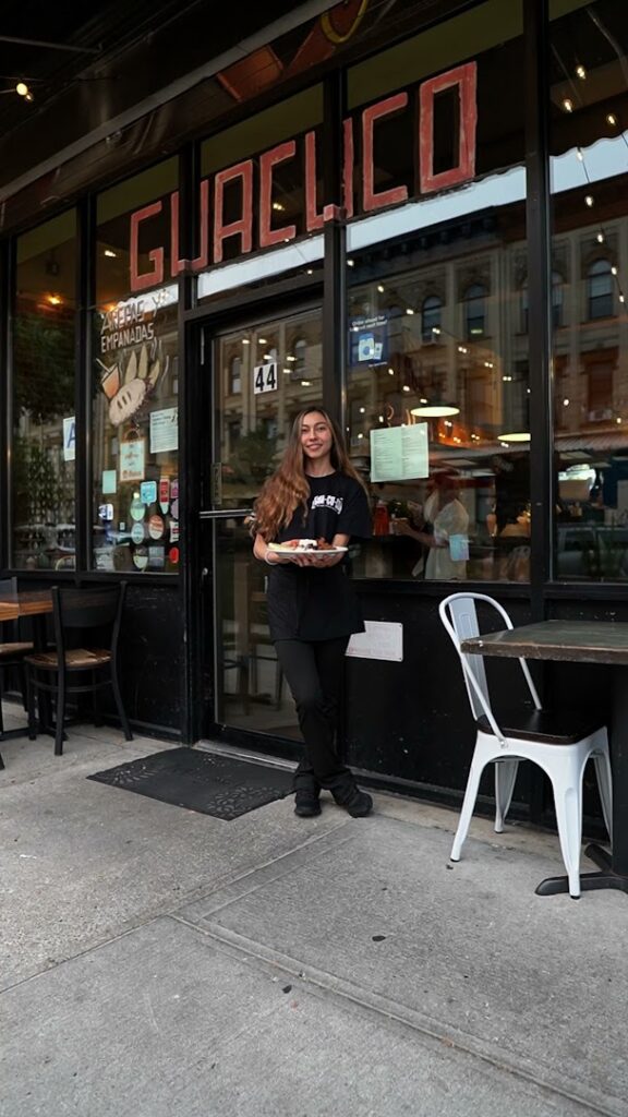 Restaurante venezolano Arepera Guacuco cerca de mi