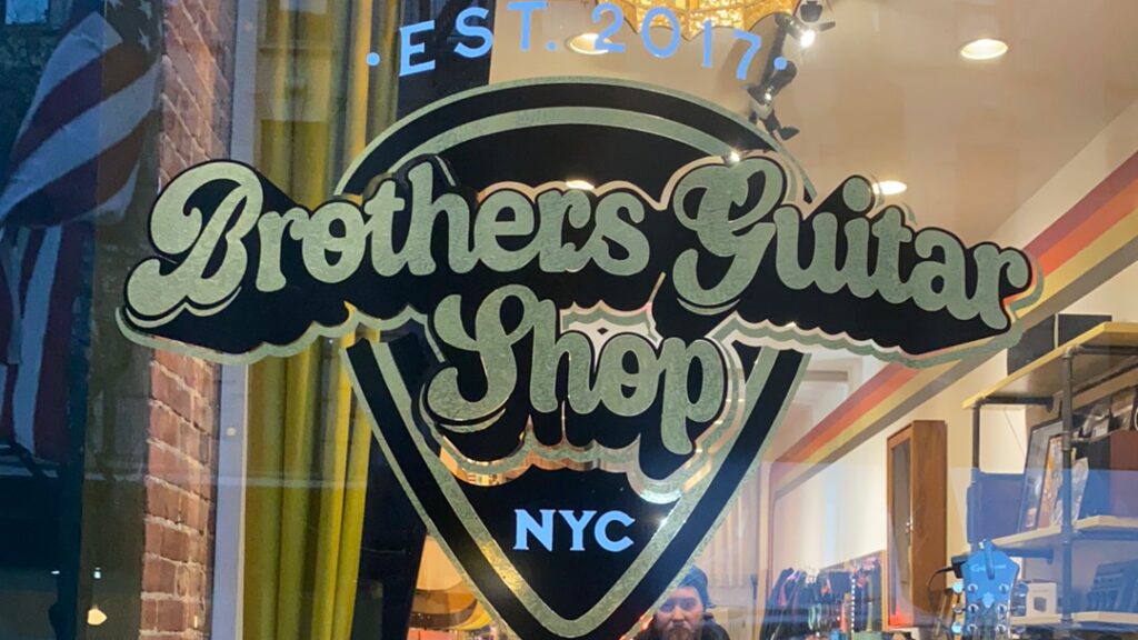Tienda de música Brothers Guitar & Record Shop - Buy, Sell, Repair & Maintenance cerca de mi
