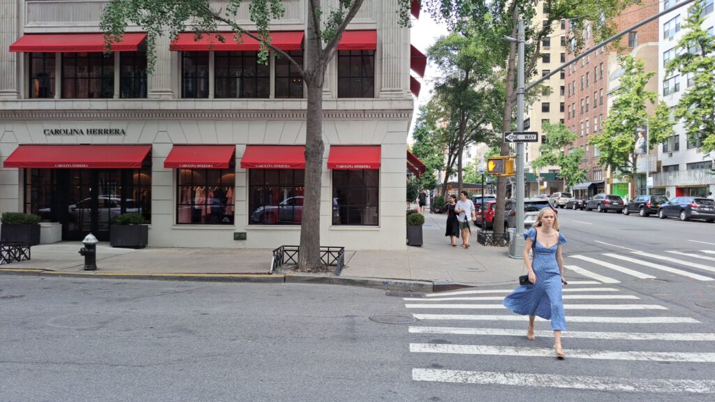 Tienda de ropa de mujer Carolina Herrera Flagship Store cerca de mi