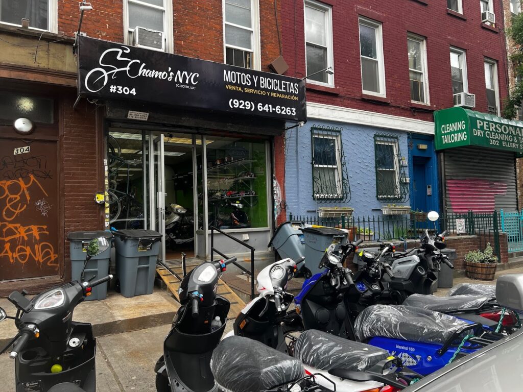 Taller de reparación de motos Chamo'sNYC cerca de mi