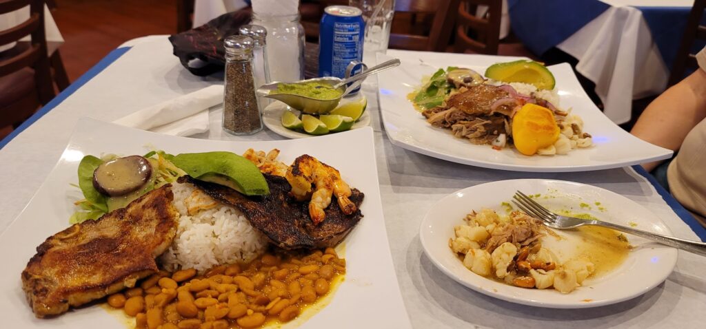 Restaurante ecuatoriano El Manantial cerca de mi