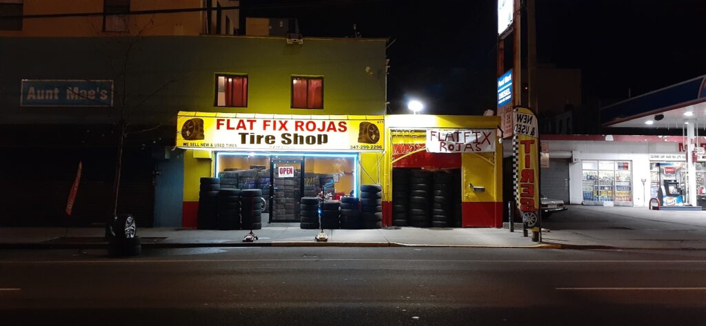 Tienda de neumáticos usados FLAT FIX ROJAS cerca de mi