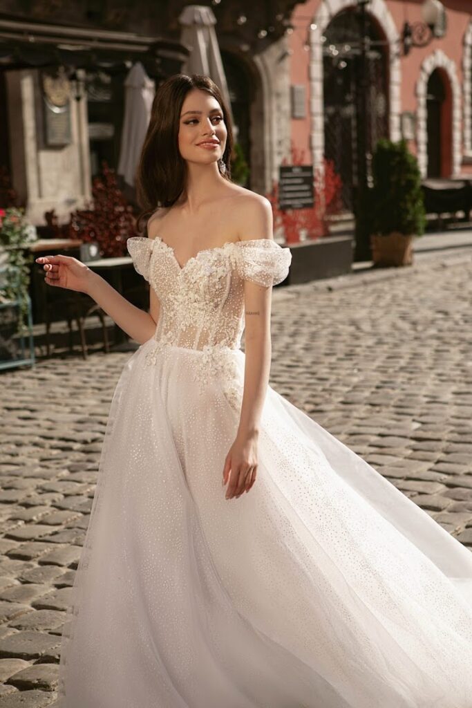 Tienda de vestidos de novia Lotus Bridal New York cerca de mi