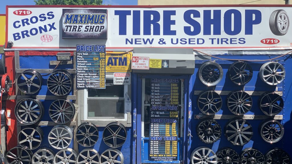 Tienda de neumáticos MAXIMUS TIRESHOP INC cerca de mi