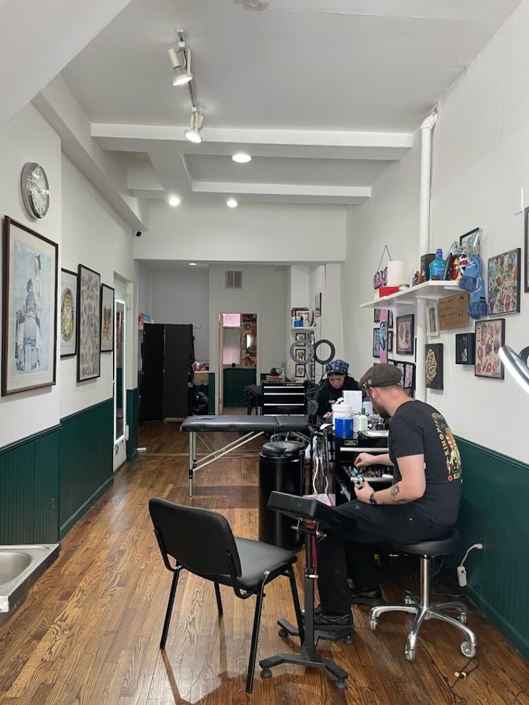 Estudio de tatuajes New York Tattoo Collective cerca de mi