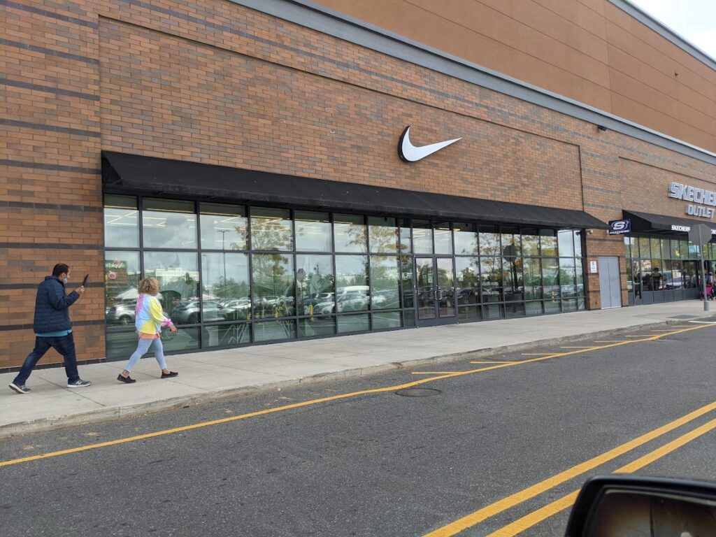 Tienda de deportes Nike Unite - East New York cerca de mi