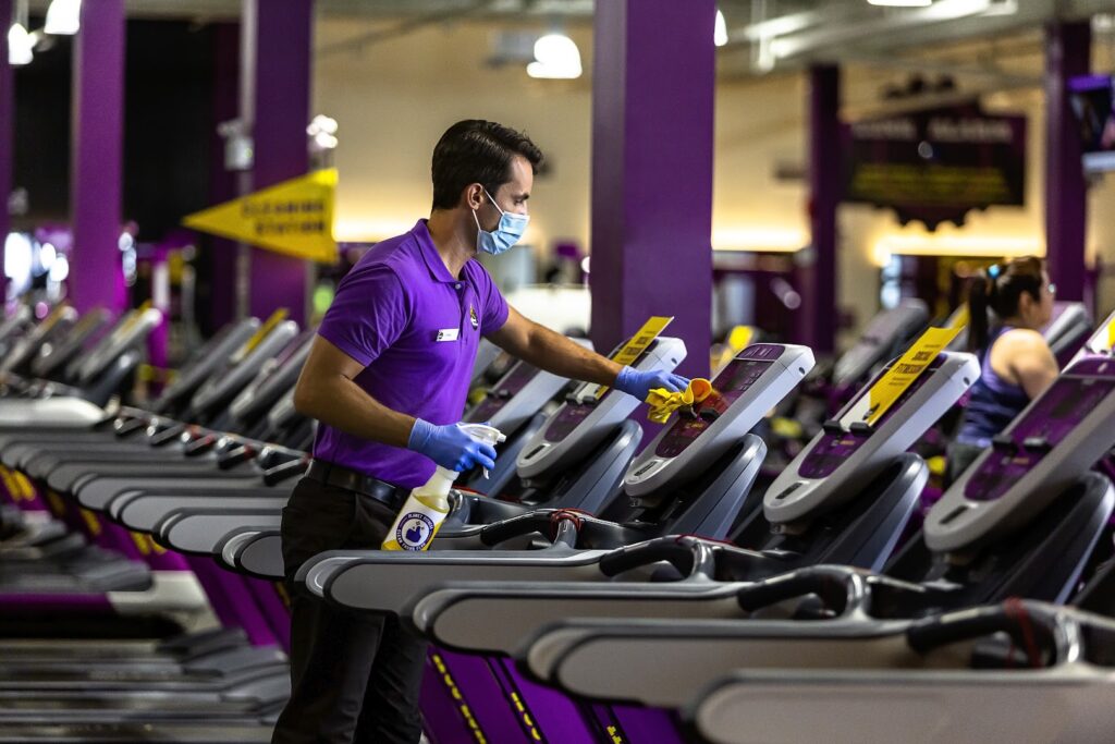 Gimnasio PLANET FITNESS cerca de mi