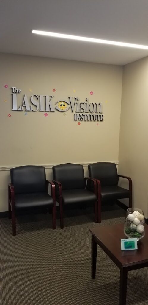 Cirujano especialista en LASIK The LASIK Vision Institute cerca de mi