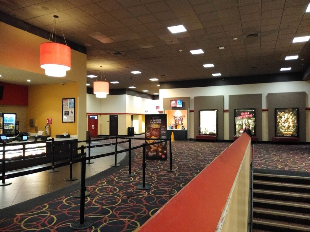 Movie theater AMC Bay Plaza Cinema 13 near me