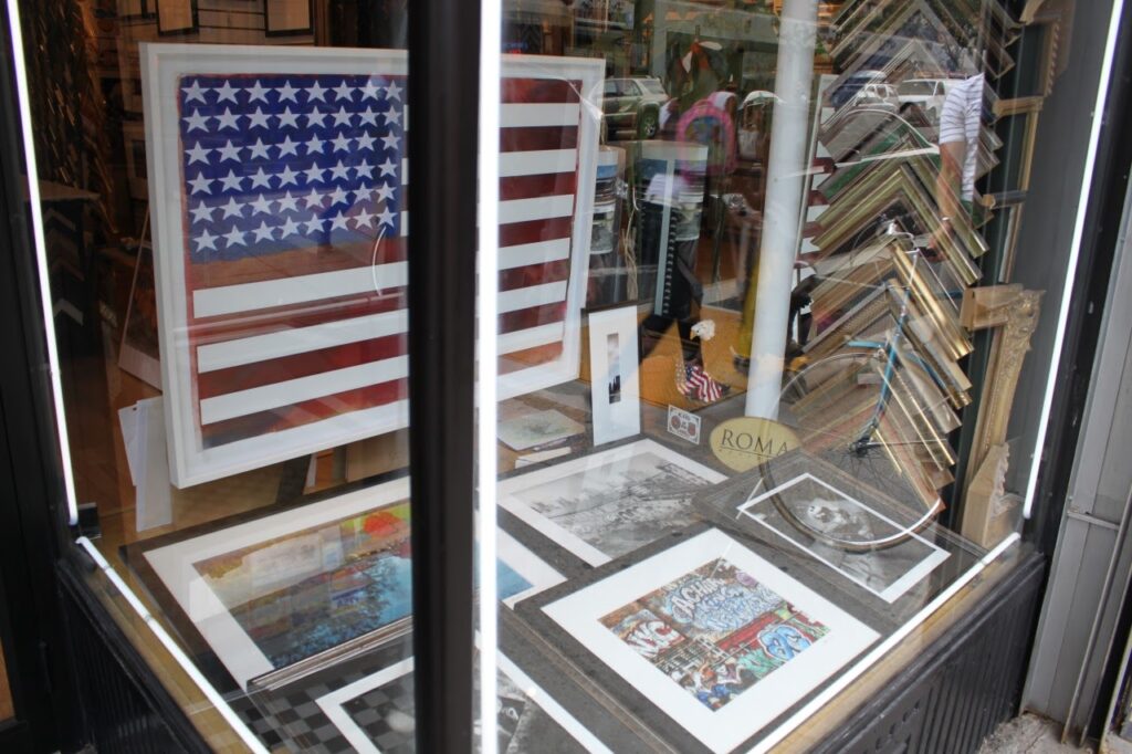 Picture frame shop Art & Frame of New York near me