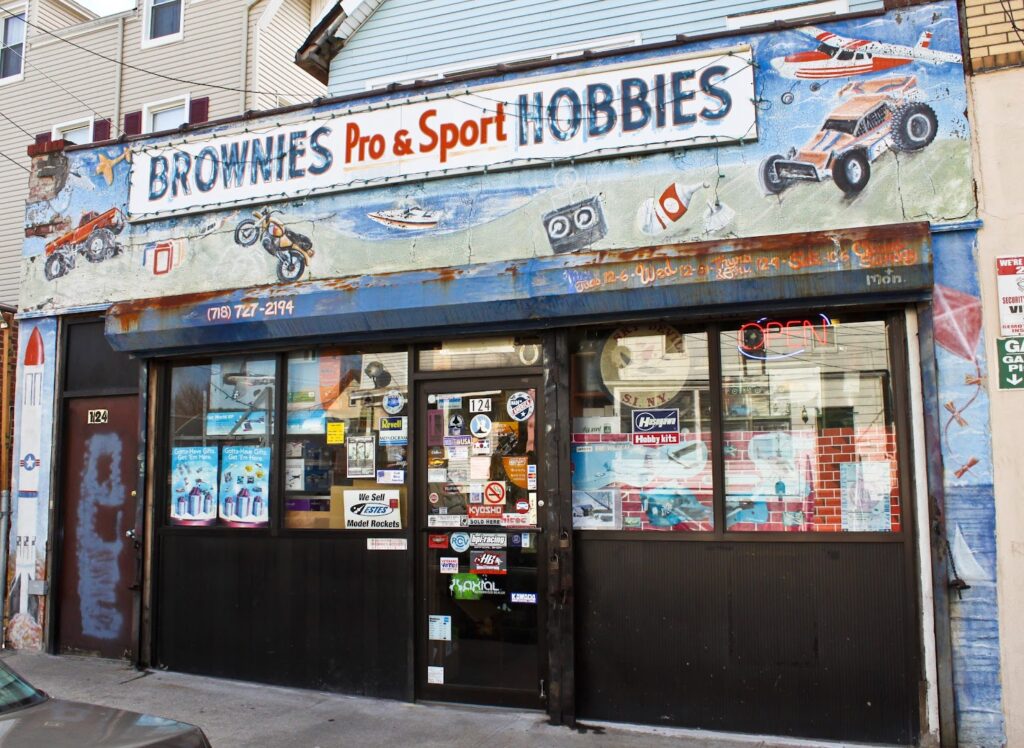 Hobby store Brownies Pro & Sport Hobbies near me