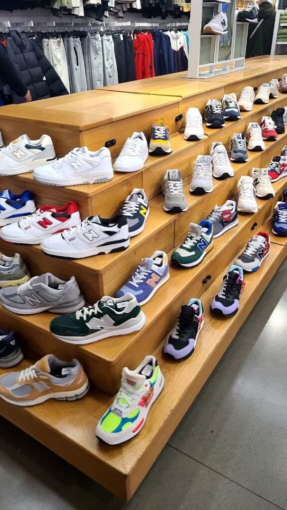 Shoe store Champs Sports near me