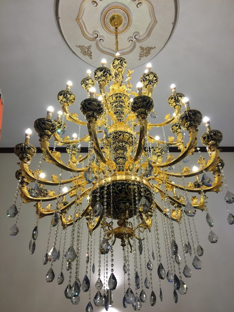 Lighting Shop Chandelier Furniture Factory near me