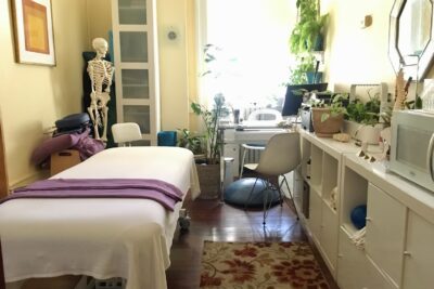 Massage therapist NYC Bodyworks near me