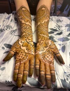 Artist NYC Henna Queen near me