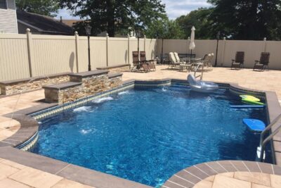 Swimming pool contractor New Wave Pools near me