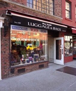 Luggage Shop Pertutti New York near me