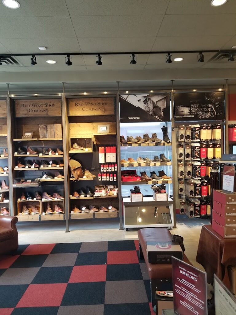 Shoe store Red Wing - Sunnyside, NY near me