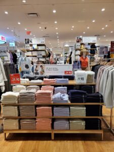 Clothing Shop UNIQLO Hudson Yards near me